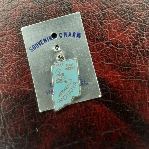 1960s/70s Indiana Cloisonne Enamel Charm Taiwan - Picture 4 of 14